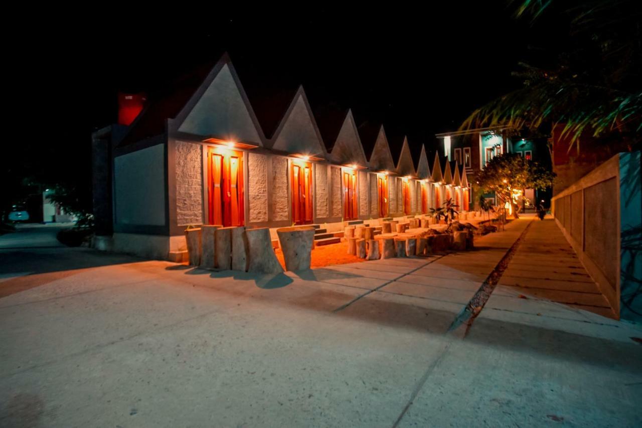 E2 Guest House Karimunjawa Exterior foto